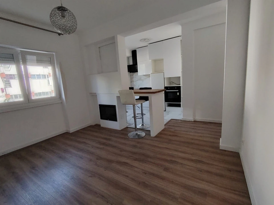 Apartamento T3 para Venda em Venteira Foto 19