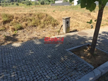 Terreno para Venda em Vila Cova do Covelo/Mareco