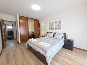 Apartamento T3 para Venda em Póvoa de Varzim, Beiriz e Argivai