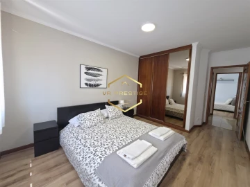 Apartamento T3 para Venda em Póvoa de Varzim, Beiriz e Argivai