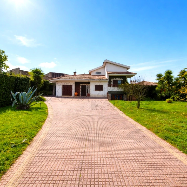 Moradia T4 para Venda em Cristelo Foto 1