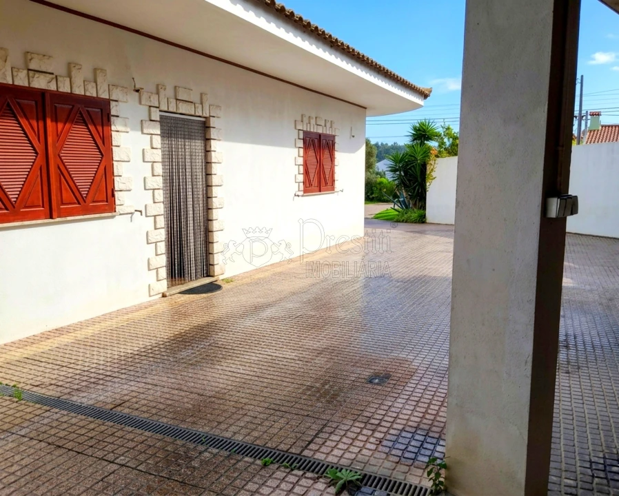 Moradia T4 para Venda em Cristelo Foto 2