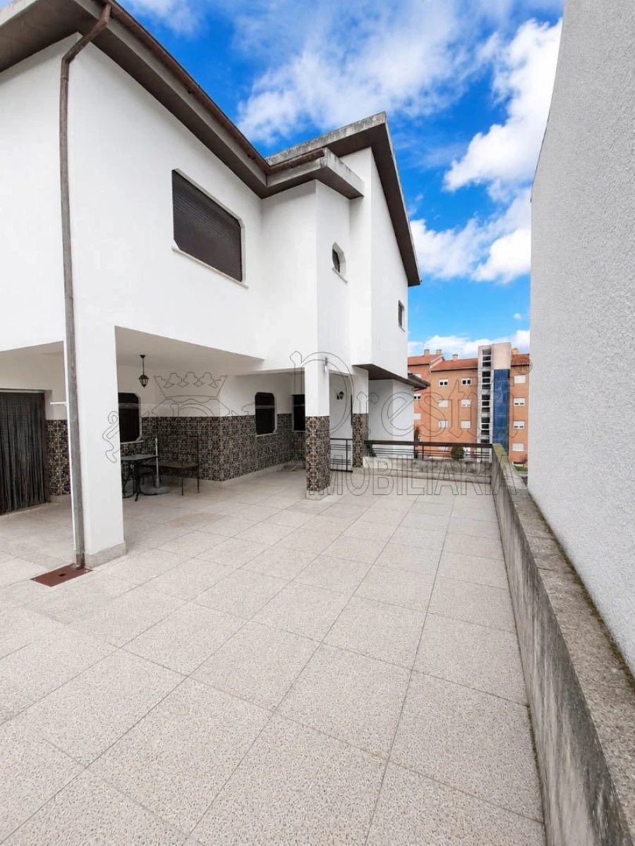 Moradia T4 para Venda em Valpaços e Sanfins Foto 9