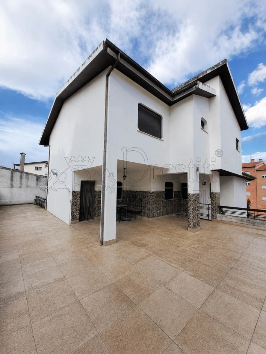 Moradia T4 para Venda em Valpaços e Sanfins Foto 2