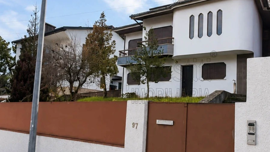 Moradia T4 para Venda em Valpaços e Sanfins