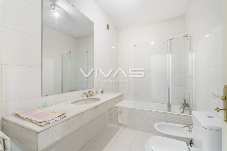 Apartamento T3 para Venda em Oliveira, São Paio e São Sebastião Foto 28