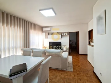 Apartamento T1 para Venda em Vila Verde e Santão