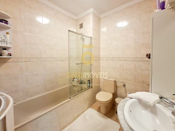 Apartamento T1 para Venda em Vila Verde e Santão