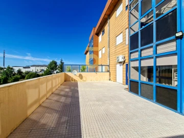 Apartamento T1 para Venda em Vila Verde e Santão