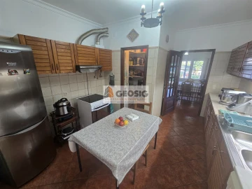 Moradia T4 para Venda em Almodôvar e Graça dos Padrões