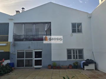 Moradia T4 para Venda em Almodôvar e Graça dos Padrões