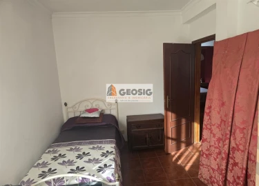 Moradia T4 para Venda em Almodôvar e Graça dos Padrões