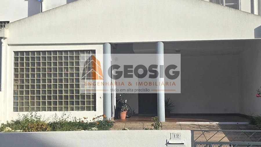 Moradia T4 para Venda em Almodôvar e Graça dos Padrões