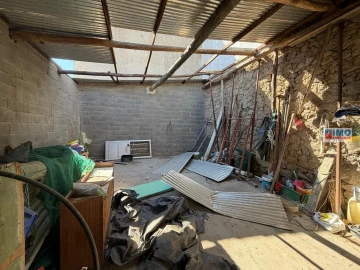 Armazém para Venda em Póvoa de Rio de Moinhos e Cafede