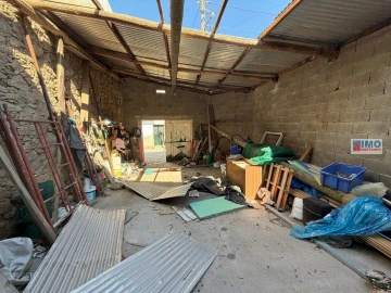 Armazém para Venda em Póvoa de Rio de Moinhos e Cafede