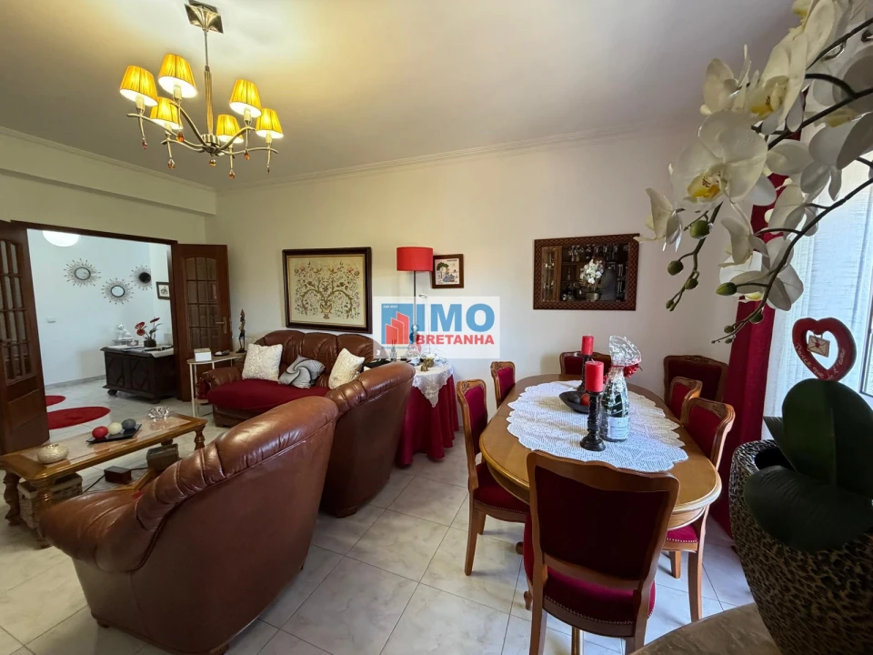 Apartamento T3 para Venda em Orvalho Foto 3