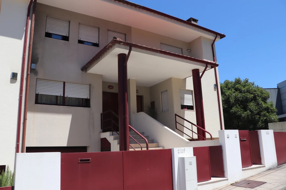 Moradia T3 para Venda em Caldas de Vizela (São Miguel e São João) Foto 1