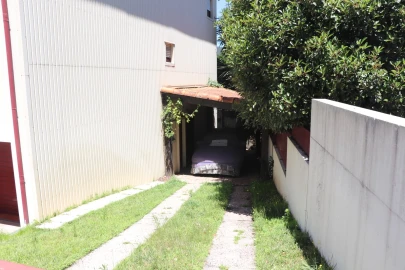 Moradia T3 para Venda em Caldas de Vizela (São Miguel e São João)