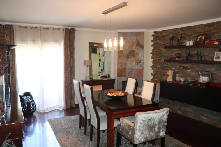Moradia T3 para Venda em Caldas de Vizela (São Miguel e São João) Foto 19