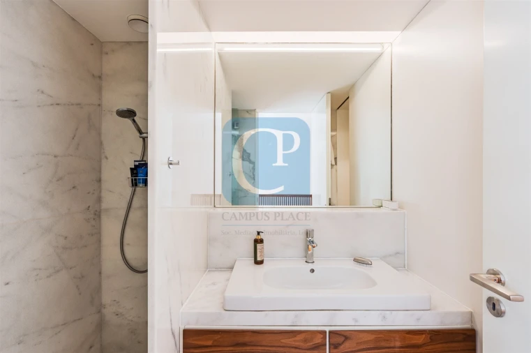 Apartamento T1 para Arrendamento em Aldoar, Foz do Douro e Nevogilde Foto 16