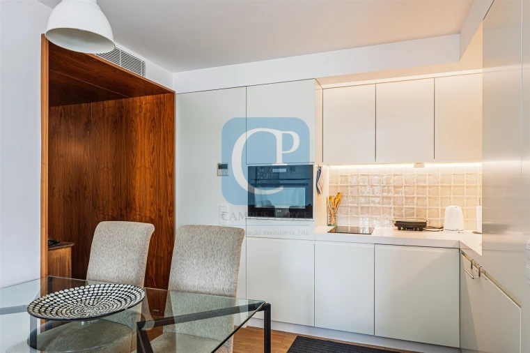Apartamento T1 para Arrendamento em Aldoar, Foz do Douro e Nevogilde Foto 8