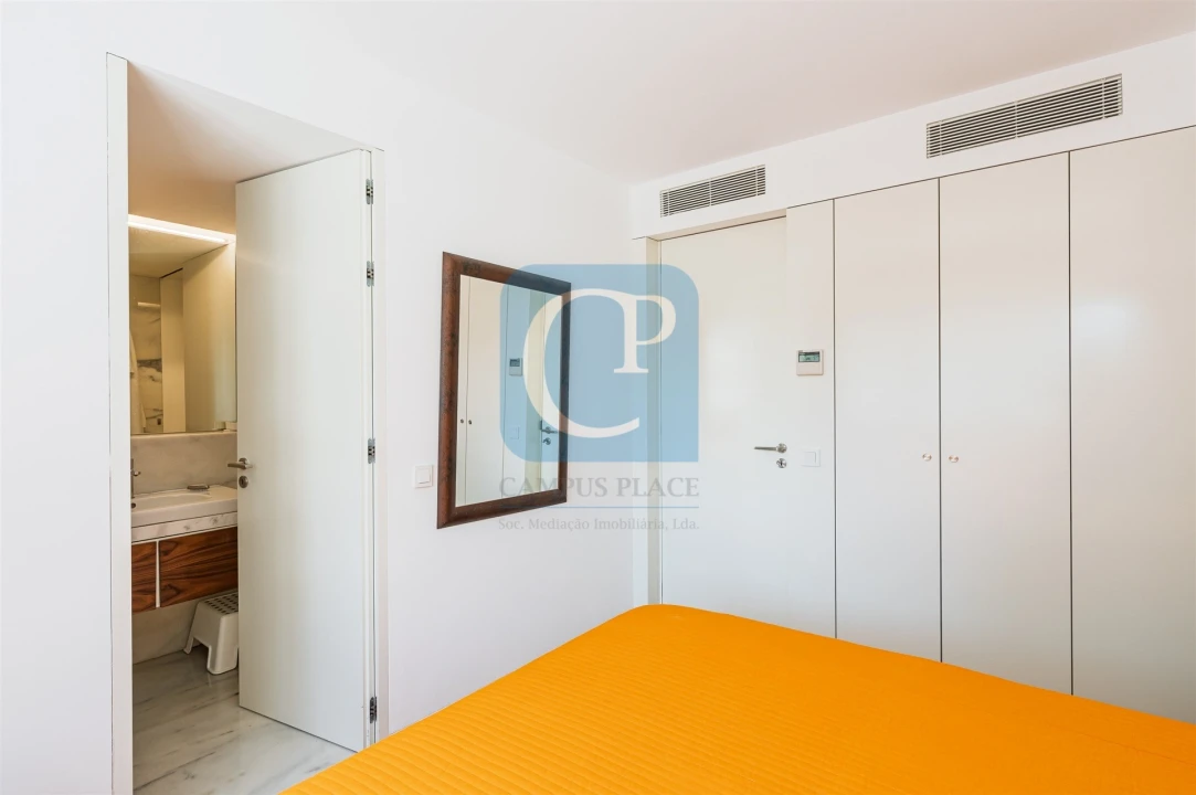 Apartamento T1 para Arrendamento em Aldoar, Foz do Douro e Nevogilde Foto 13