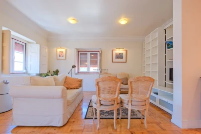 Apartamento T3 para Arrendamento em Areeiro