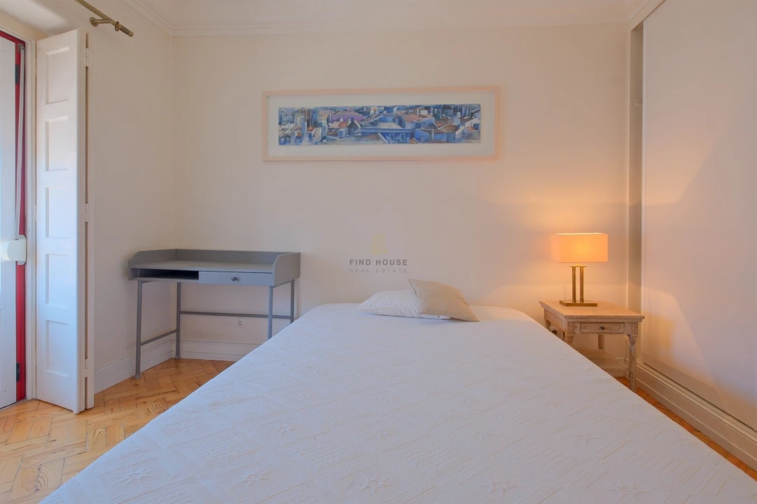 Apartamento T3 para Arrendamento em Areeiro Foto 16