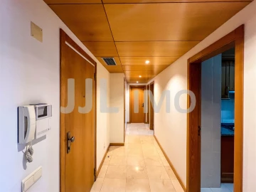 Apartamento T2 para Arrendamento em Parque das Nações