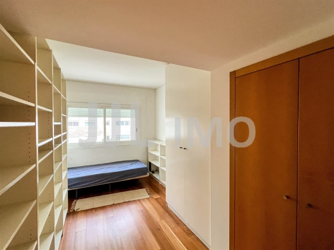 Apartamento T2 para Arrendamento em Parque das Nações Foto 8