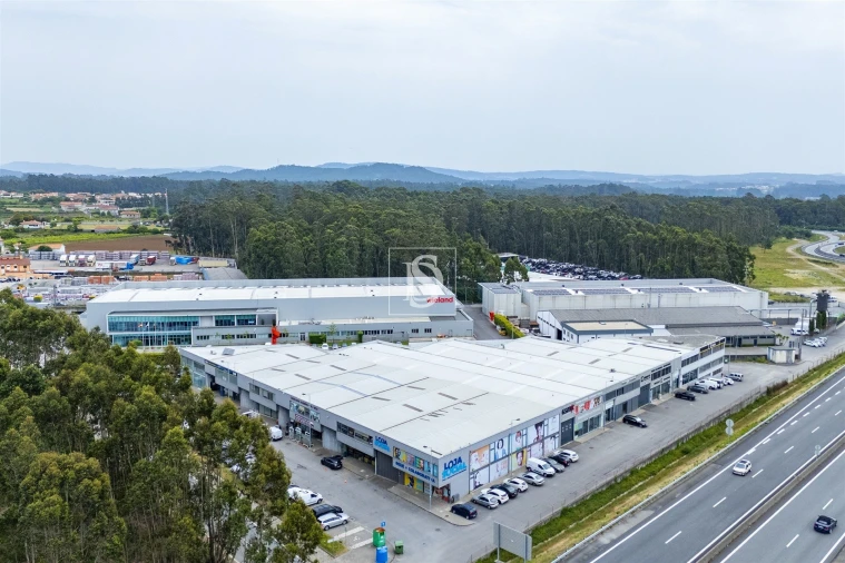 Armazém para Venda em Palmeira de Faro e Curvos Foto 3