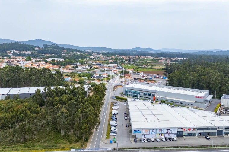 Armazém para Venda em Palmeira de Faro e Curvos Foto 14