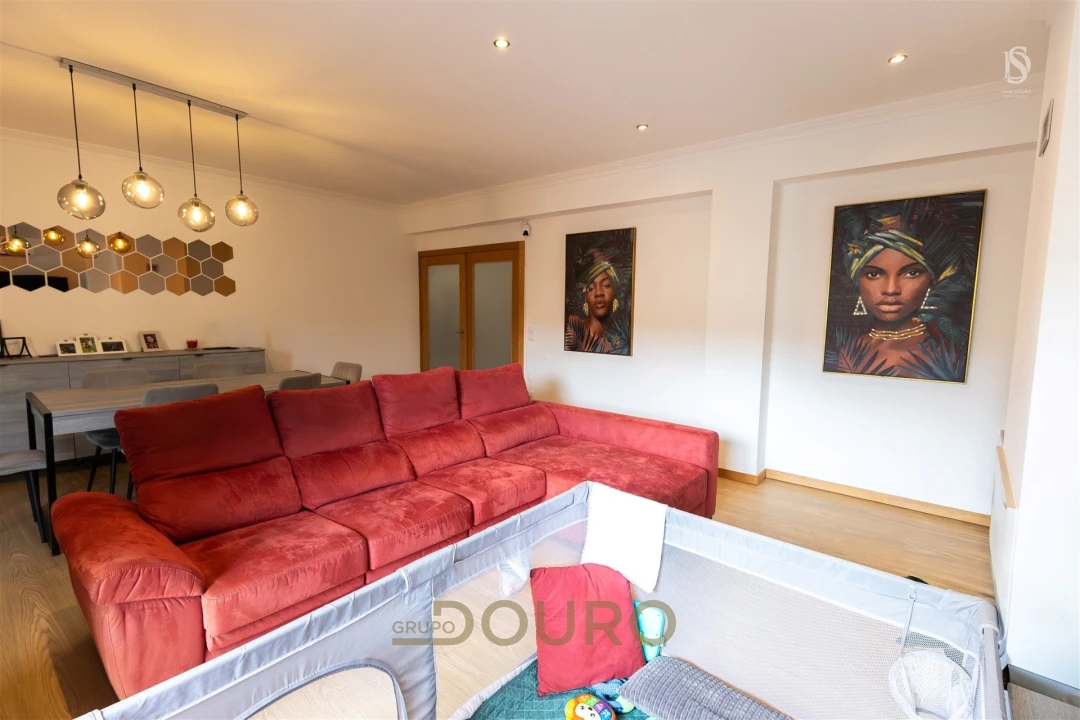 Apartamento T3 para Venda em Gulpilhares e Valadares Foto 2