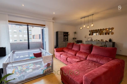 Apartamento T3 para Venda em Gulpilhares e Valadares