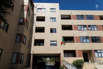 Apartamento T3 para Venda em Gulpilhares e Valadares