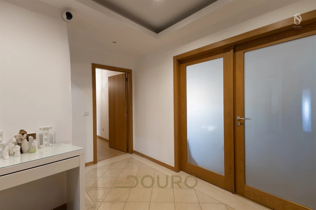 Apartamento T3 para Venda em Gulpilhares e Valadares Foto 9