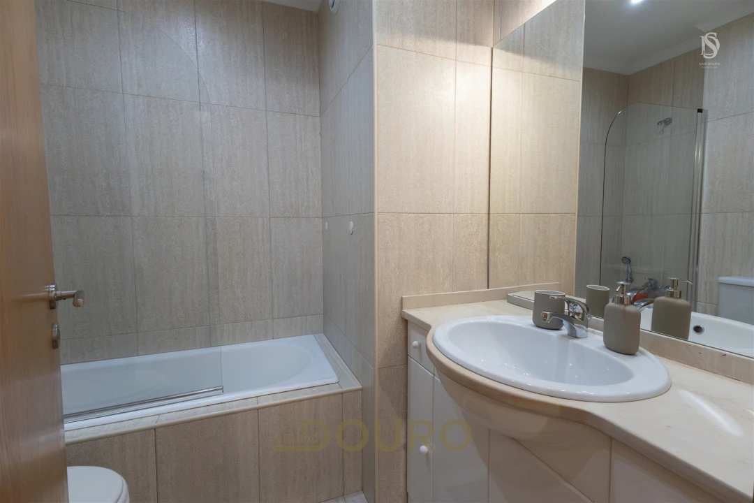 Apartamento T3 para Venda em Gulpilhares e Valadares Foto 24