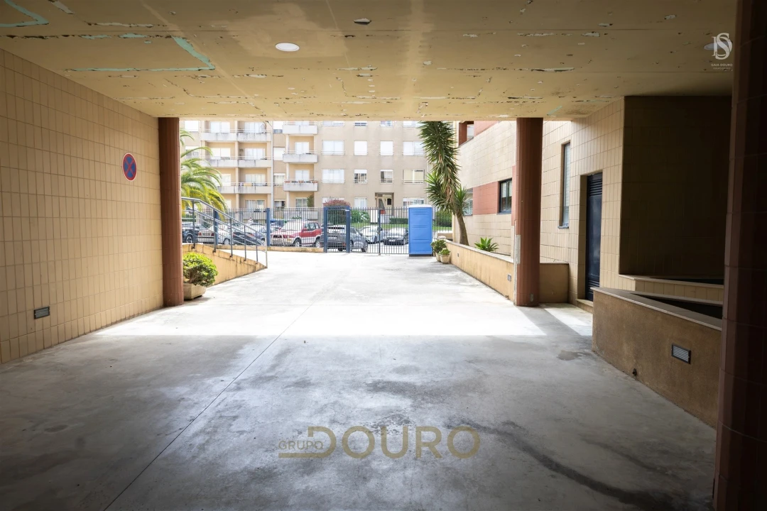 Apartamento T3 para Venda em Gulpilhares e Valadares Foto 33