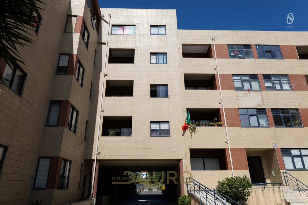 Apartamento T3 para Venda em Gulpilhares e Valadares Foto 32