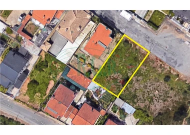 Terreno para Venda em Foz do Sousa e Covelo