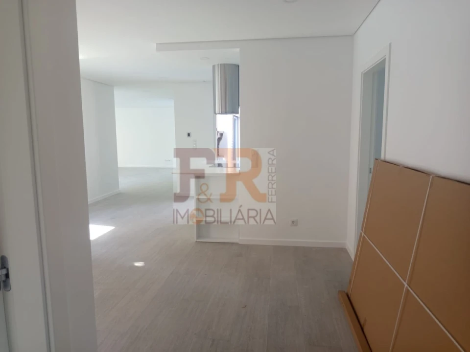 Moradia T3 para Venda em Quinta do Conde Foto 11