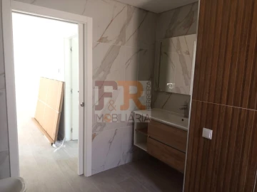 Moradia T3 para Venda em Quinta do Conde