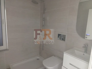 Moradia T3 para Venda em Quinta do Conde