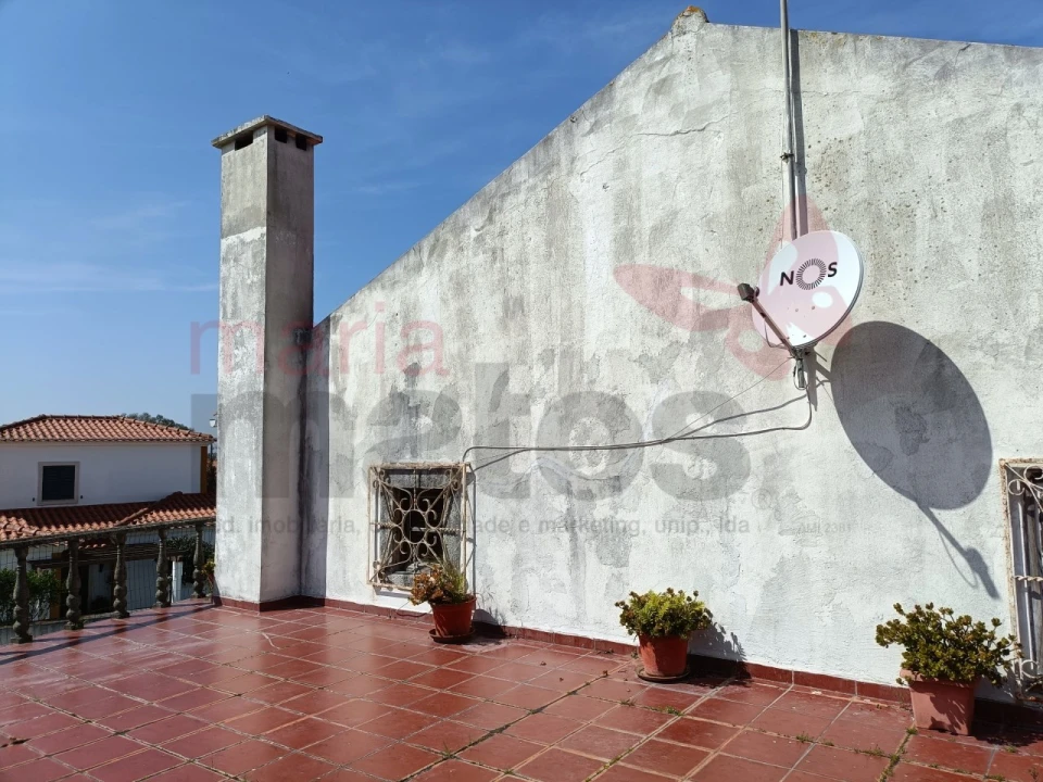 Moradia T6 para Venda em São Bartolomeu dos Galegos e Moledo Foto 25