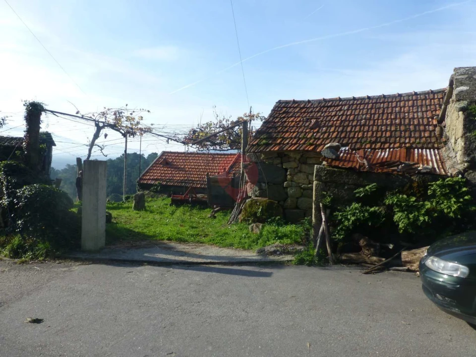 Moradia T0 para Venda em Riba de Mouro Foto 4