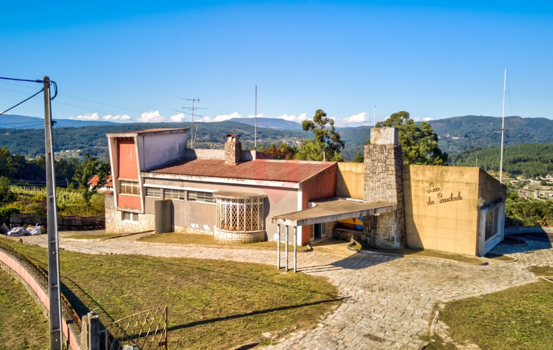 Quinta T4 para Venda em Chaviães e Paços Foto 1