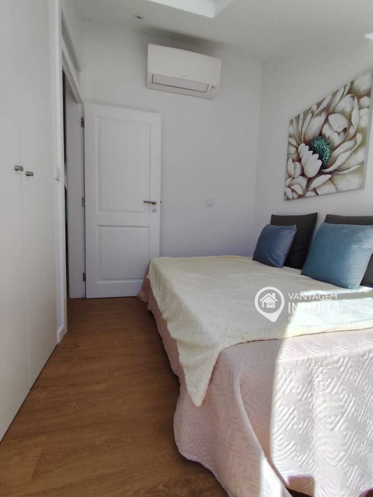 Apartamento T2 para Venda em São Vicente Foto 9