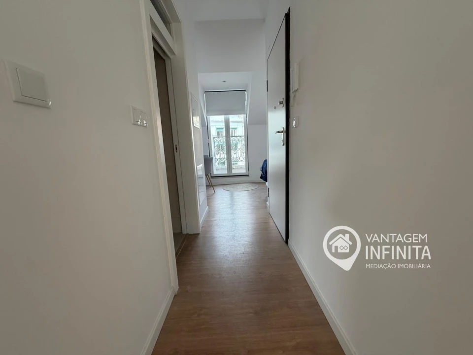 Apartamento T2 para Venda em São Vicente Foto 6