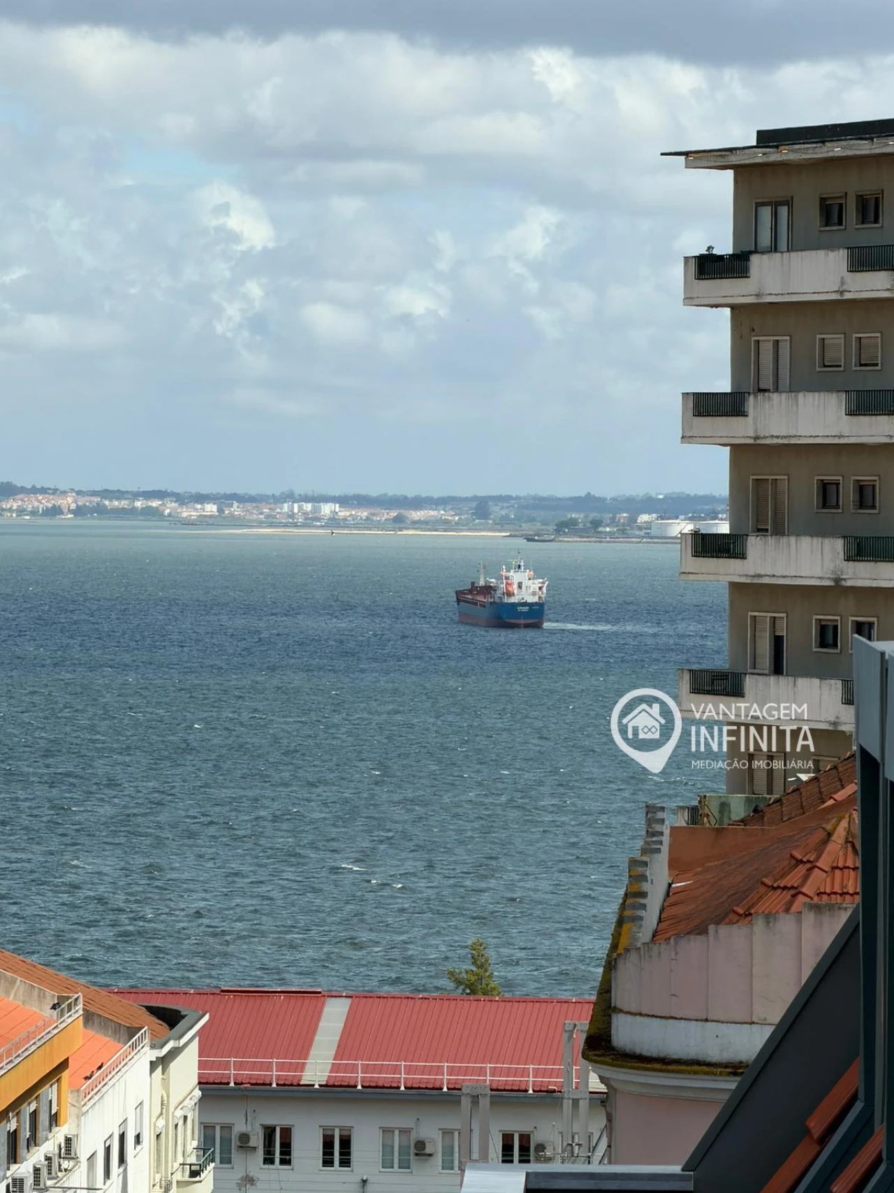 Apartamento T2 para Venda em São Vicente Foto 12