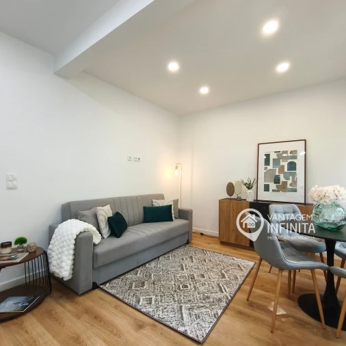Apartamento T2 para Venda em Benfica Foto 7